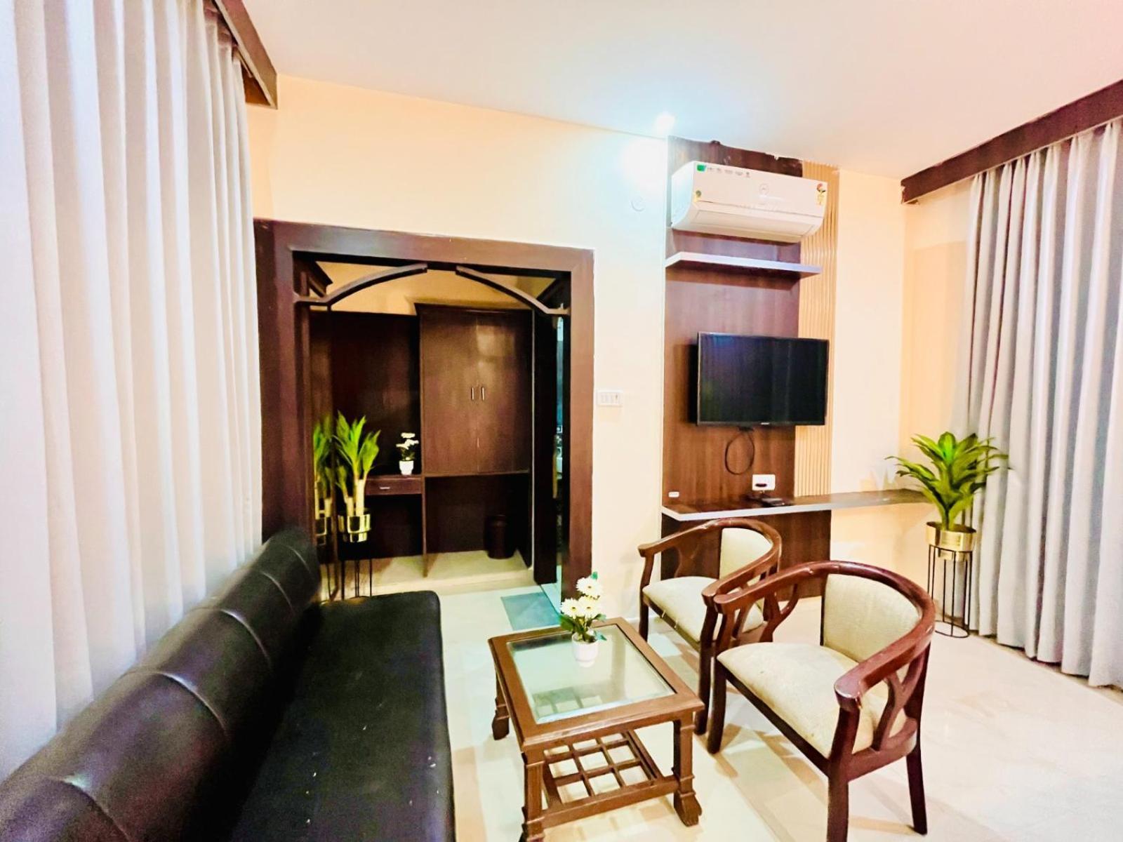 Hotel Ramawati Near Ganga Ghat Haridwār Extérieur photo