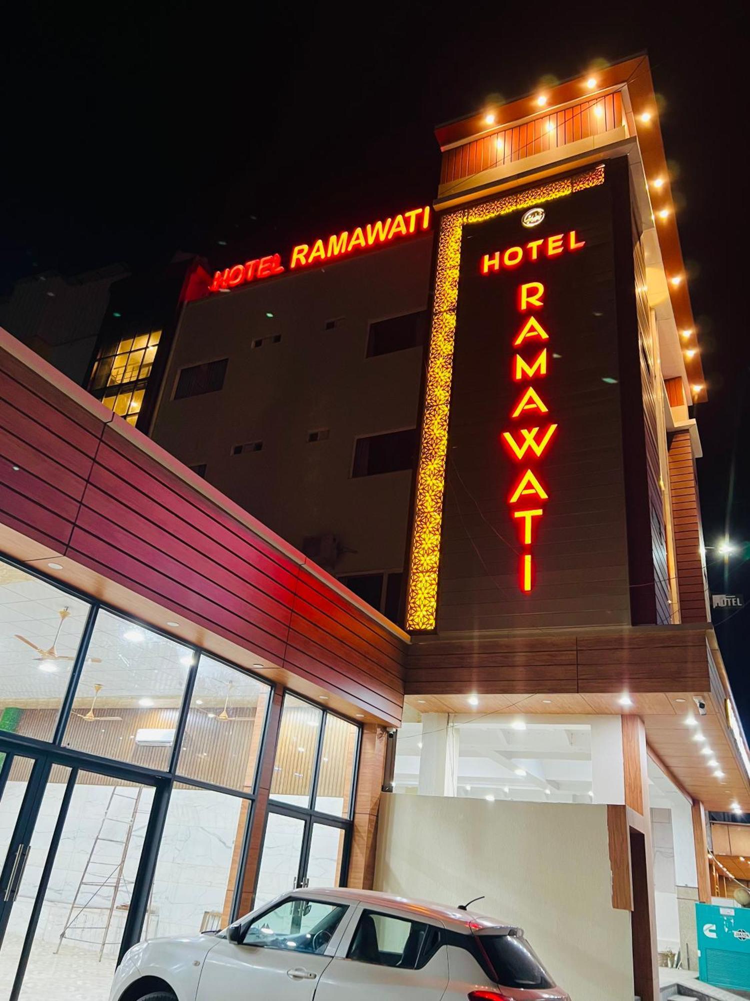 Hotel Ramawati Near Ganga Ghat Haridwār Extérieur photo